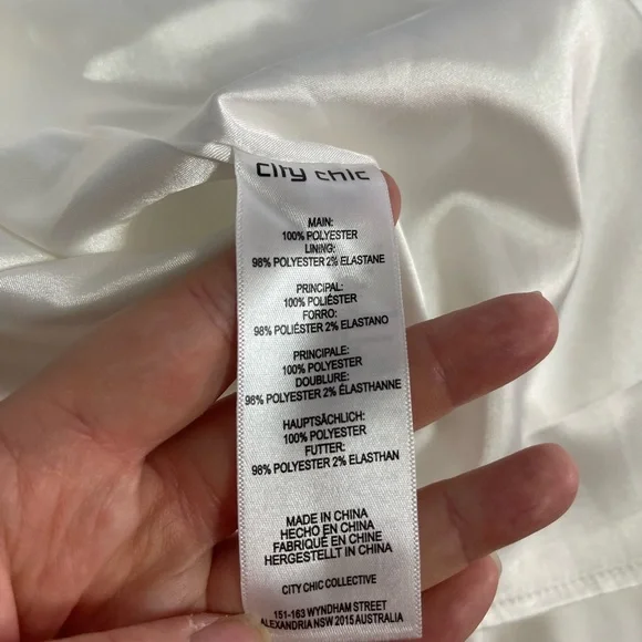 NWT City Chic White Ivory Frill Treasure Cold Shoulder Flutter Sleeve Maxi Sz 18 - Picture 9 of 9